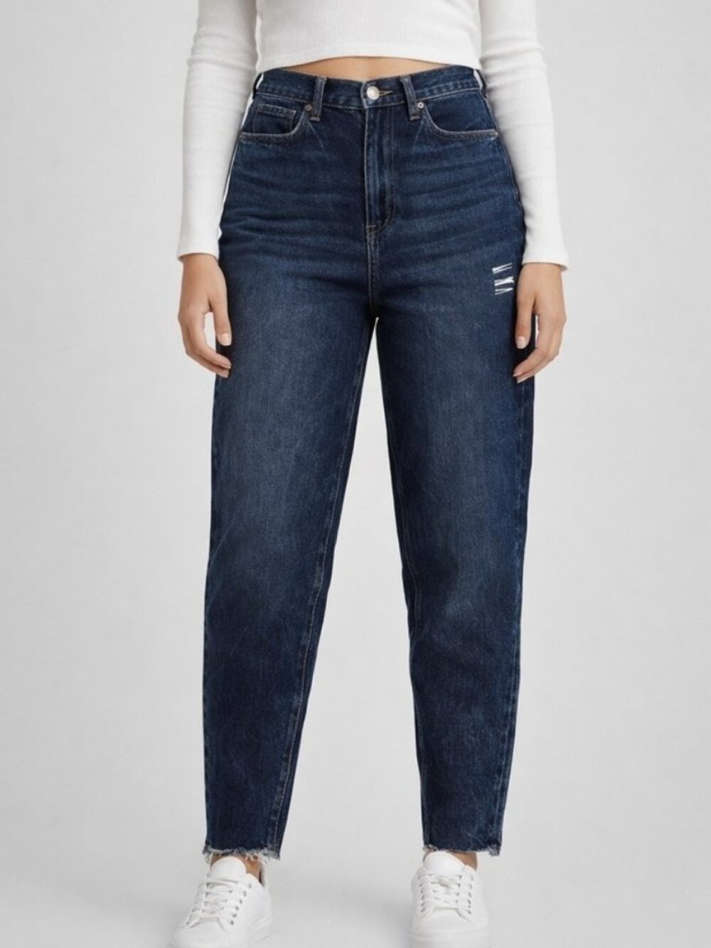 AMERICAN EAGLE RELAXED MOM JEANS DARK WASH SIZE 0 X-LONG